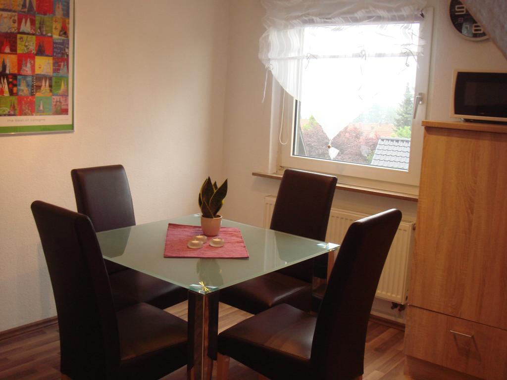 Ferien- Messewohnung Naehe Koeln-Messe Flughafen Bonn 罗斯拉特 外观 照片