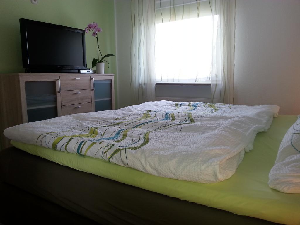 Ferien- Messewohnung Naehe Koeln-Messe Flughafen Bonn 罗斯拉特 外观 照片